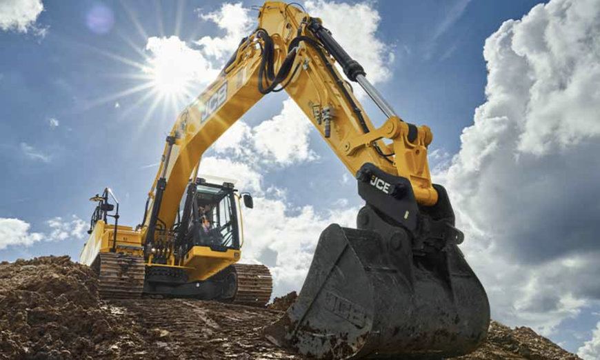 NEW FACTORY-FITTED MACHINE CONTROL SOLUTIONS LAUNCHED